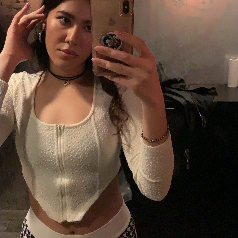 White crop top